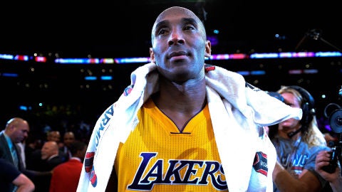 Kobe Bryant, emocionado tras disputar el &uacute;ltimo partido de su carrera