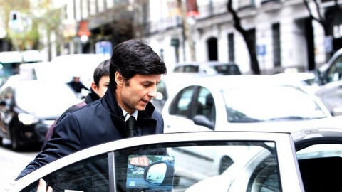 El yerno de Mario Conde, Fernando Guasch, a la salida de la Audiencia Nacional