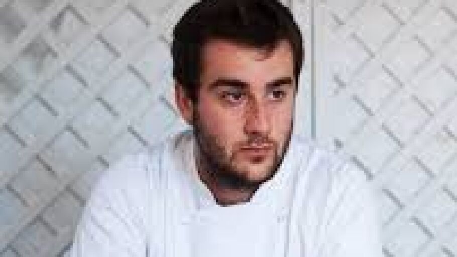 El joven chef dirige Kava Marbella