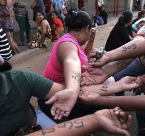Crisis en Venezuela - Contraparte Crisis en Venezuela - Contraparte