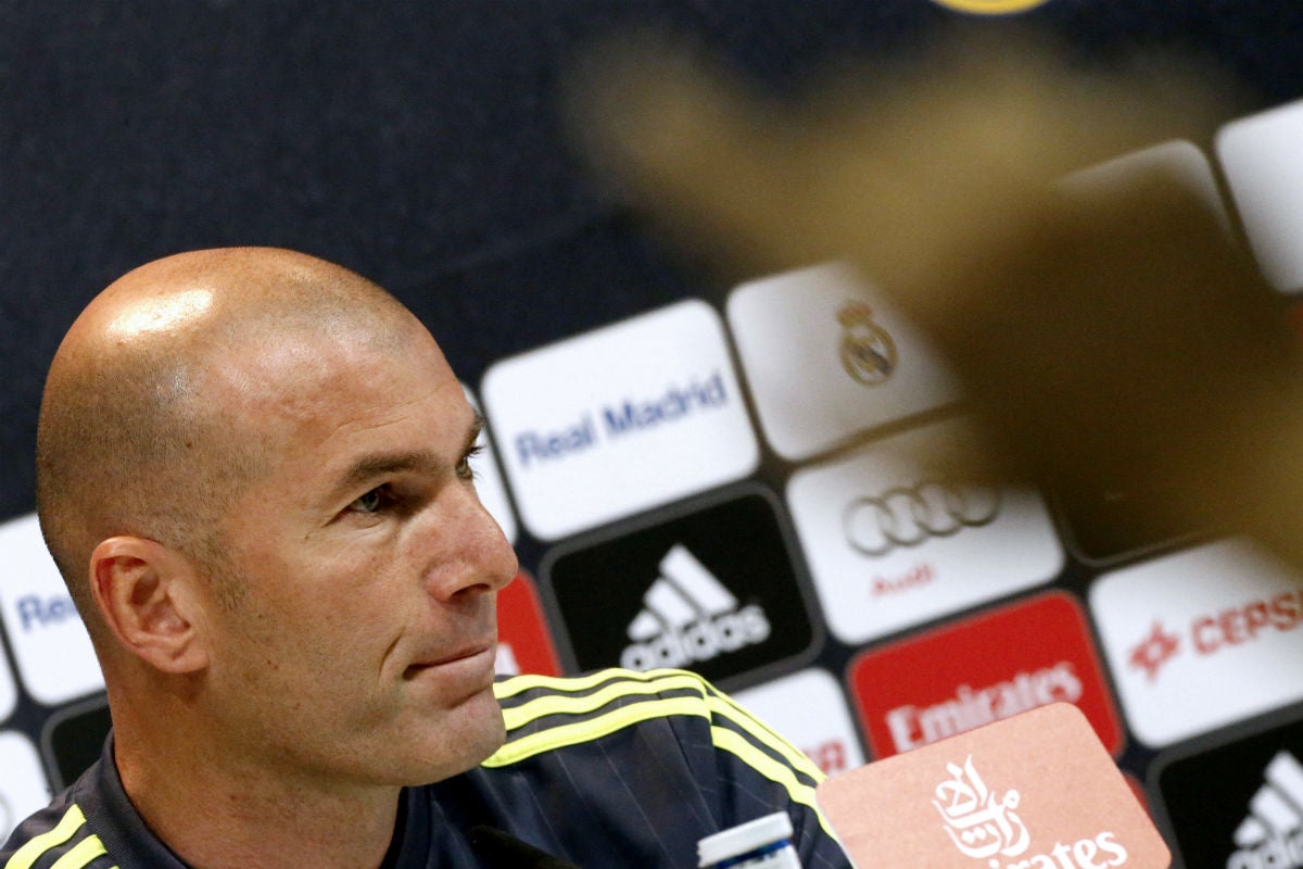 Zinedine Zidane: "Estamos capacitados para ganar el doblete, pero hay que trabajarlo" Zinedine Zidane: "Estamos capacitados para ganar el doblete, pero hay que trabajarlo"