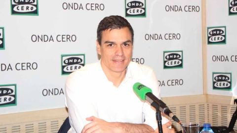 Pedro S&aacute;nchez durante una entrevista en Onda Cero