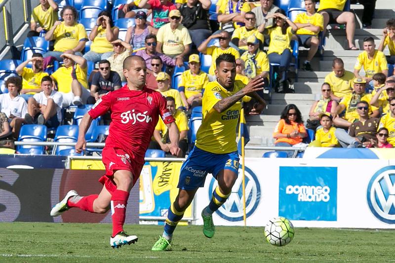 Las Palmas 1 - 1 Sporting. El Sporting se mantiene en la zona de descenso Las Palmas 1 - 1 Sporting. El Sporting se mantiene en la zona de descenso