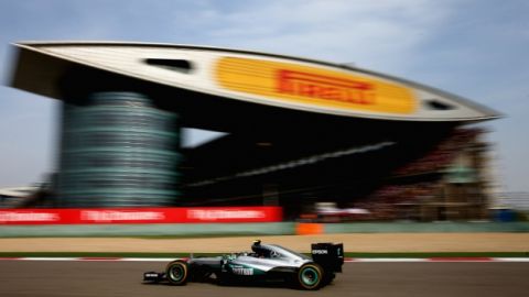 Rosberg rueda en China