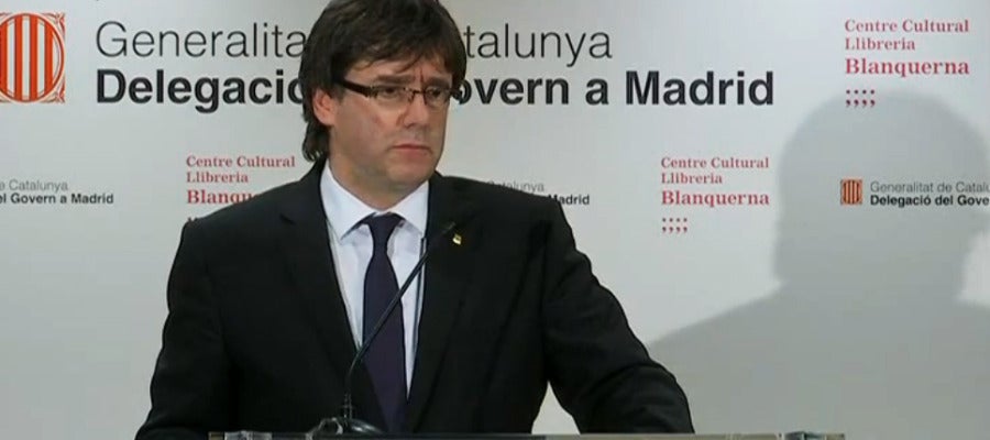 Carles Puigdemont en rueda de prensa Carles Puigdemont en rueda de prensa