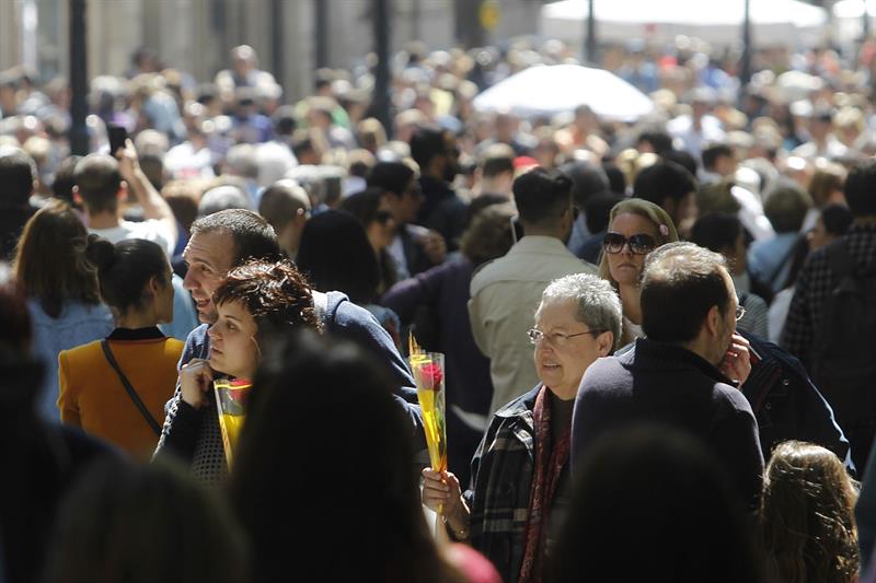 Los autores que más triunfan en el Día de Sant Jordi en Barcelona Los autores que más triunfan en el Día de Sant Jordi en Barcelona