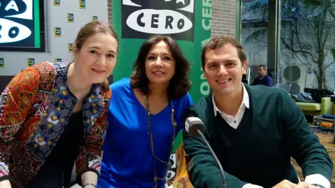 Albert Rivera y Marta Rivera con Isabel Gemio Albert Rivera y Marta Rivera con Isabel Gemio