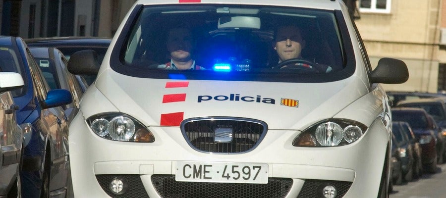Un coche de los Mossos d'Esquadra Un coche de los Mossos d'Esquadra