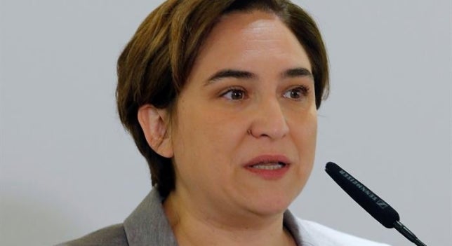 Ada Colau invita a ERC a entrar en un gobierno liderado por Barcelona en Comú y con el PSC Ada Colau invita a ERC a entrar en un gobierno liderado por Barcelona en Comú y con el PSC