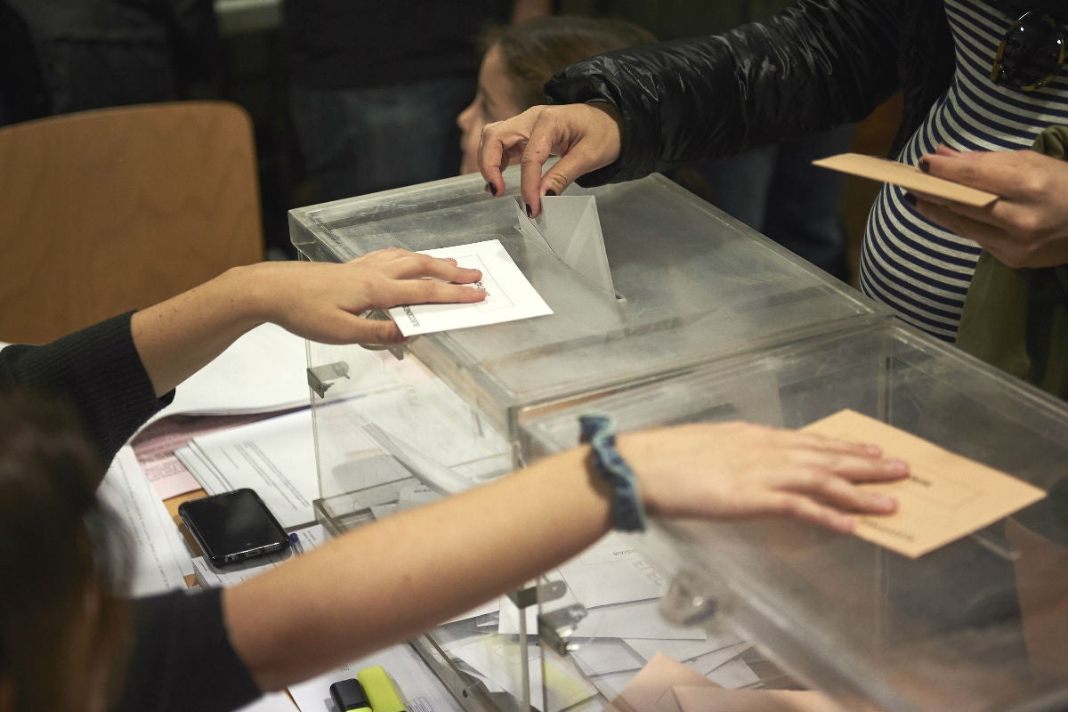 El 78% de los españoles habría votado lo mismo si hubiera conocido los resultados del 20D El 78% de los españoles habría votado lo mismo si hubiera conocido los resultados del 20D