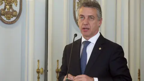 Urkullu en rueda de prensa Urkullu en rueda de prensa