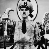 Chaplin en El Gran Dictador