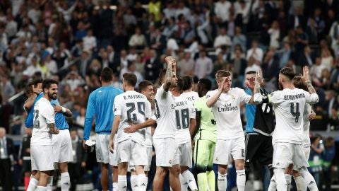 La plantilla del Real Madrid celebra el pase a la final