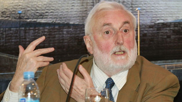 Javier Elzo: "Nunca la Iglesia católica ha estado tan separada del poder" Javier Elzo: "Nunca la Iglesia católica ha estado tan separada del poder"