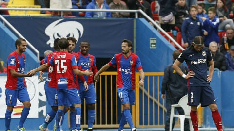 El Levante celebra un gol contra el Atl&eacute;tico