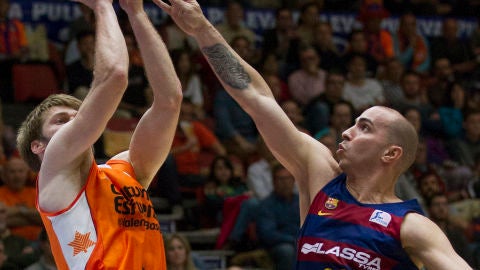 Stefansson, ante Arroyo