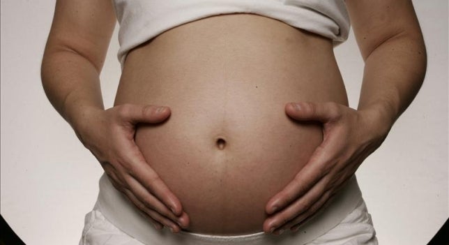 La Fiscalía se opone a la inscripción de los niños nacidos en el extranjero por maternidad subrogada La Fiscalía se opone a la inscripción de los niños nacidos en el extranjero por maternidad subrogada