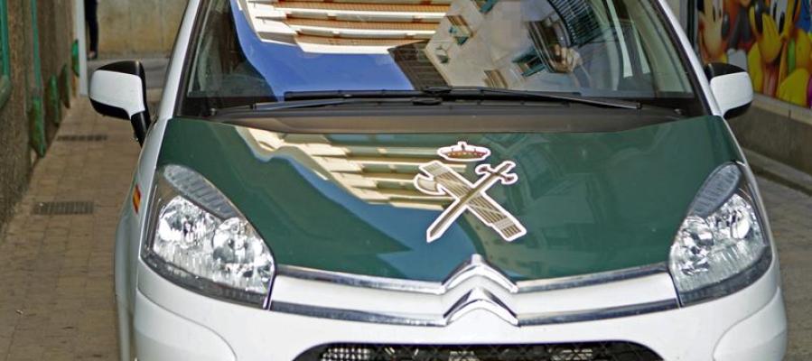 Un coche de la Guardia Civil Un coche de la Guardia Civil
