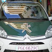 Un coche de la Guardia Civil Un coche de la Guardia Civil