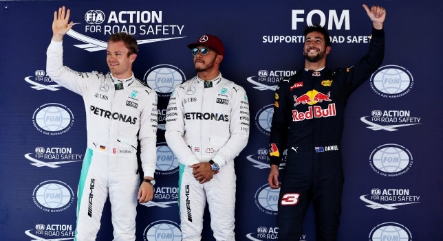Hamilton supera a Rosberg y logra la 'pole' del GP de España Hamilton supera a Rosberg y logra la 'pole' del GP de España