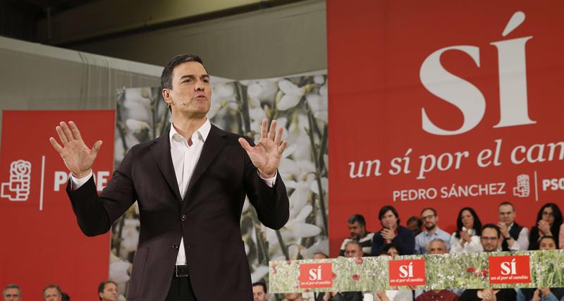 Personas físicas: "El discurso de Pedro Sánchez a lo Adolfo Suárez" Personas físicas: "El discurso de Pedro Sánchez a lo Adolfo Suárez"