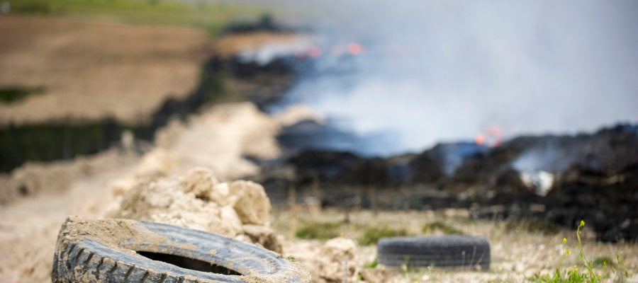 El incendio de Seseña es "estable" aunque los índices de calidad del aire "siguen siendo negativos" El incendio de Seseña es "estable" aunque los índices de calidad del aire "siguen siendo negativos"