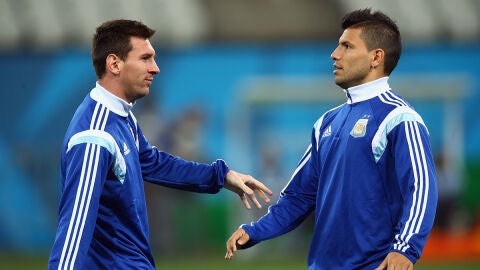 Lionel Messi y Sergio Ag&uuml;ero en el entrenamiento de la 'albiceleste'