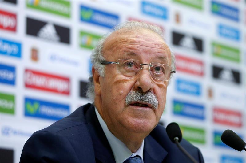 Del Bosque, sobre Costa: "No queremos incertidumbre física" Del Bosque, sobre Costa: "No queremos incertidumbre física"
