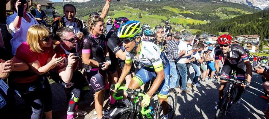 Esteban Chaves gana la etapa número 14 del Giro de Italia Esteban Chaves gana la etapa número 14 del Giro de Italia