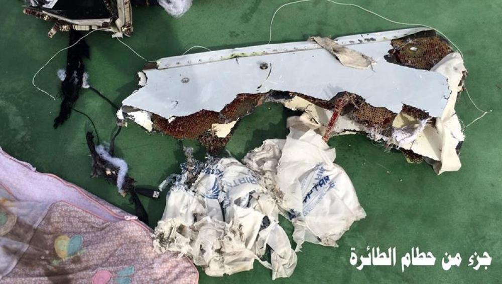 Restos del avión de EgyptAir