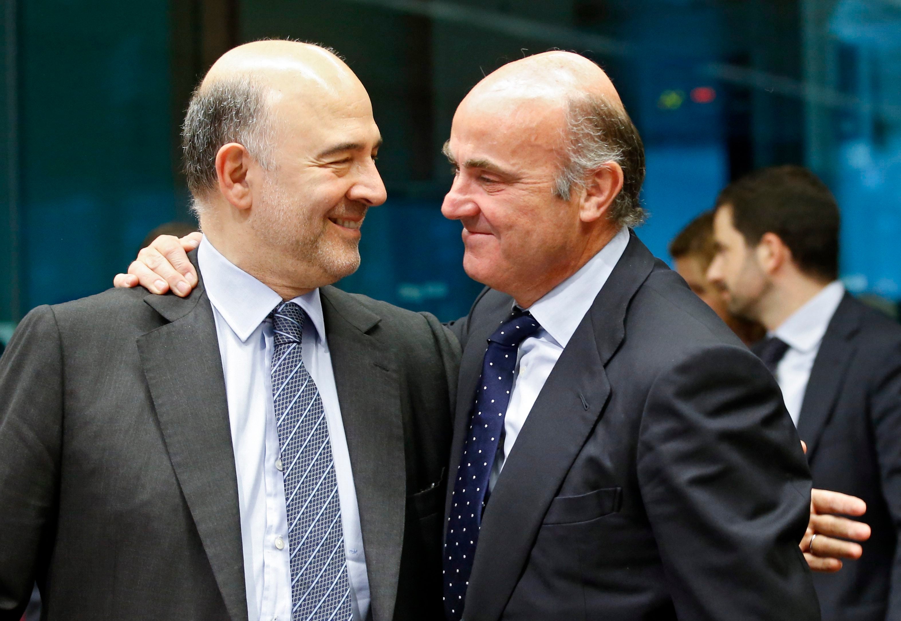 Moscovici dice que "no hay ninguna voluntad" de castigar a España y Portugal Moscovici dice que "no hay ninguna voluntad" de castigar a España y Portugal