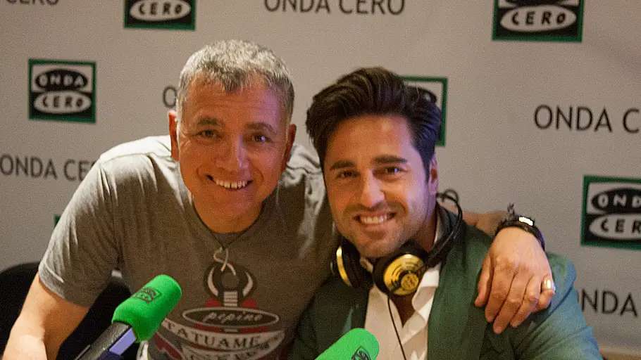 David Bustamante y Juan Ramón Lucas David Bustamante durante una entrevista con Juan Ramón Lucas