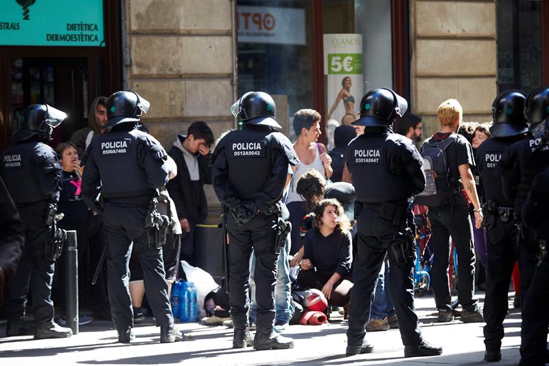 El sindicato de los Mossos afirma que la seguridad en Barcelona está garantizada pese a su conflicto laboral El sindicato de los Mossos afirma que la seguridad en Barcelona está garantizada pese a su conflicto laboral