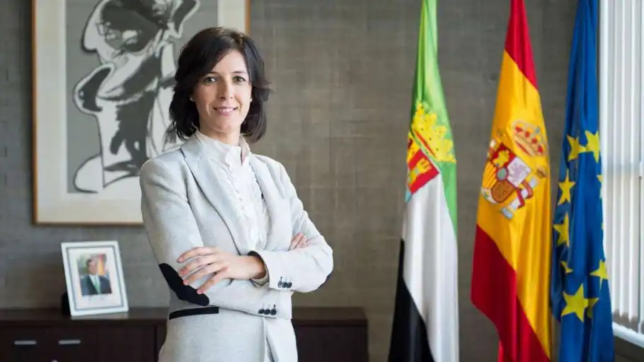 consejera ed y emp entrevista ocr extremadura consejera