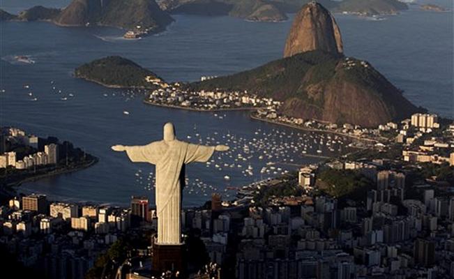 Tiroteos con cuatro muertos obligan a evacuar y cerrar el zoológico de Río de Janeiro Tiroteos con cuatro muertos obligan a evacuar y cerrar el zoológico de Río de Janeiro