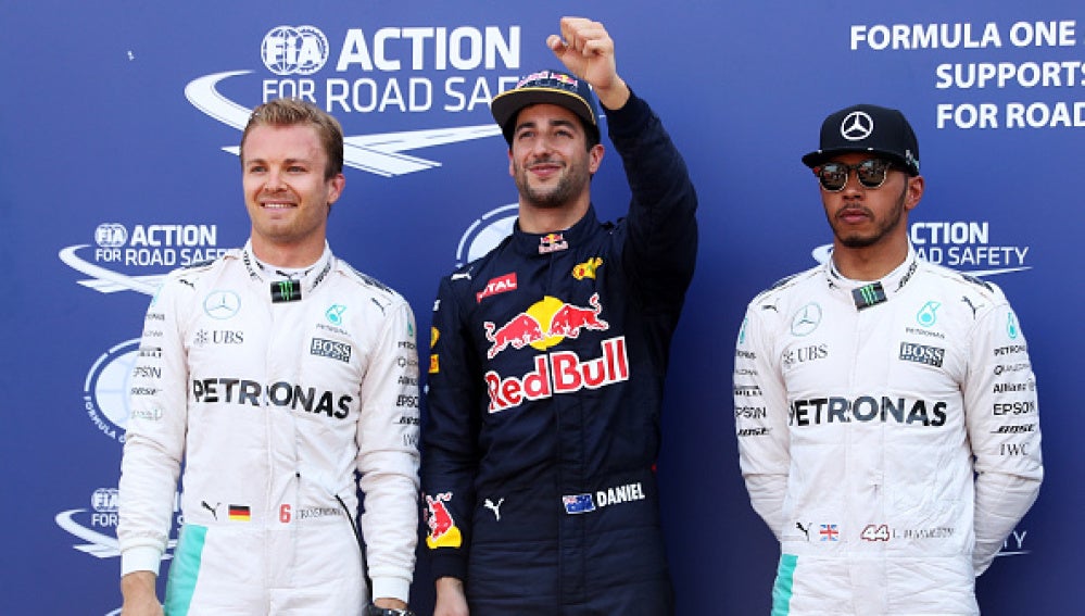 El australiano Ricciardo logra su primera 'pole' en Mónaco
