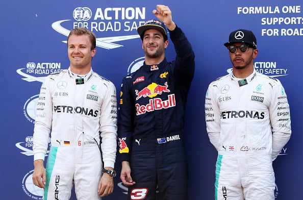El australiano Ricciardo logra su primera 'pole' en Mónaco El australiano Ricciardo logra su primera 'pole' en Mónaco