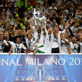 Ramos levanta la Undécima al cielo de Milán
