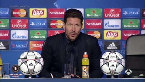 Simeone, durante la rueda de prensa posterior a la final de la Champions