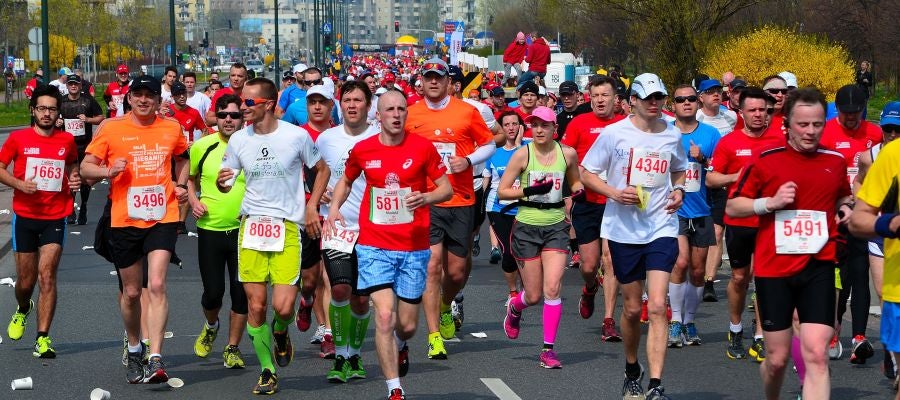 Corredores de una maratón Corredores de una maratón