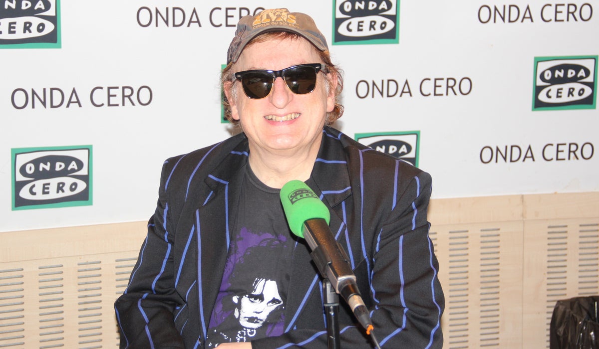 Javier Gurruchaga de la Orquesta Mondragón: "Celebramos nuestro 40 aniversario, me siento como un niño" Javier Gurruchaga de la Orquesta Mondragón: "Celebramos nuestro 40 aniversario, me siento como un niño"