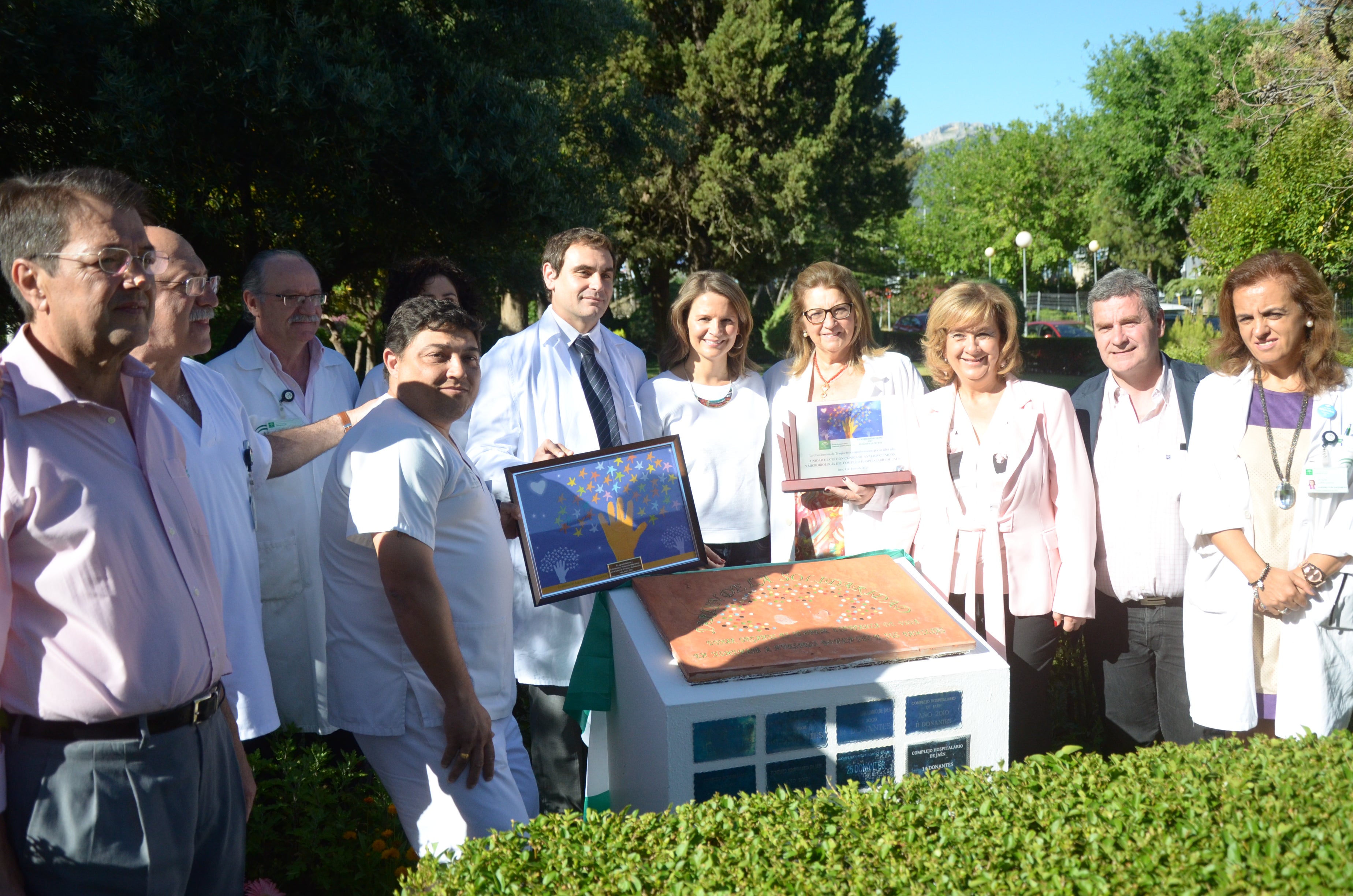 Jaén en la Onda con Nicolás Hidalgo 02/06/2016 Homenaje a donantes de órganos Jaén en la Onda con Nicolás Hidalgo 02/06/2016 Homenaje a donantes de órganos