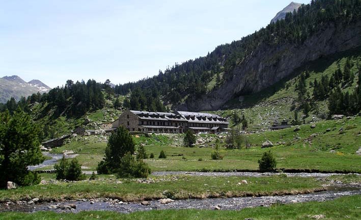 Fallece un escalador por un desprendimiento de rocas en el Pirineo Fallece un escalador por un desprendimiento de rocas en el Pirineo