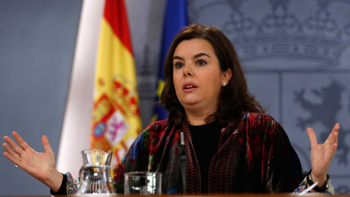 El Gobierno defiende la bajada de impuestos que ha anunciado para principios de 2017 El Gobierno defiende la bajada de impuestos que ha anunciado para principios de 2017