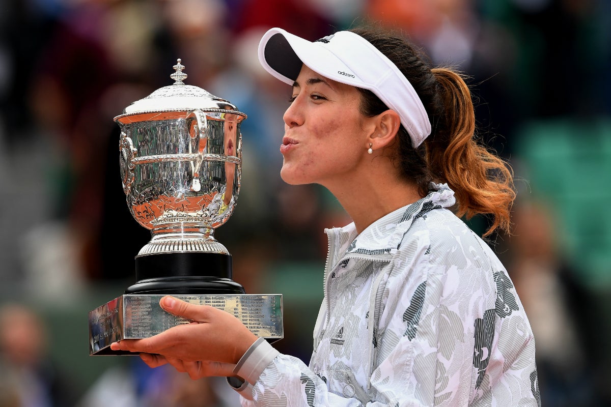 Muguruza vence a Williams y gana en Roland Garros su primer Grand Slam Muguruza vence a Williams y gana en Roland Garros su primer Grand Slam