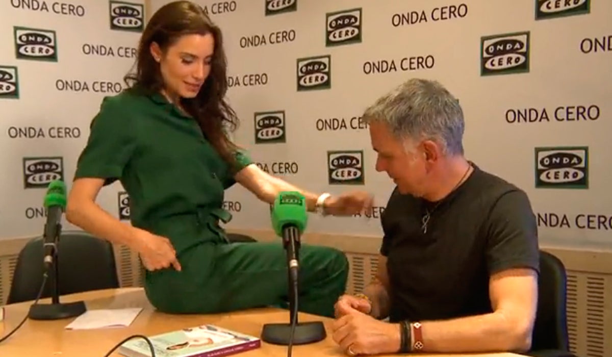 Pilar Rubio nos enseña cómo ir correctamente al baño Pilar Rubio nos enseña cómo ir correctamente al baño