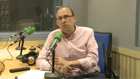 José Ramón Arias, periodista de Onda Cero que cubre la información del PP José Ramón Arias, periodista de Onda Cero que cubre la información del PP