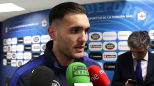 Lucas Pérez: "Hemos hecho el ridículo en Anoeta, hemos venido a pasearnos" Lucas Pérez: "Hemos hecho el ridículo en Anoeta, hemos venido a pasearnos"
