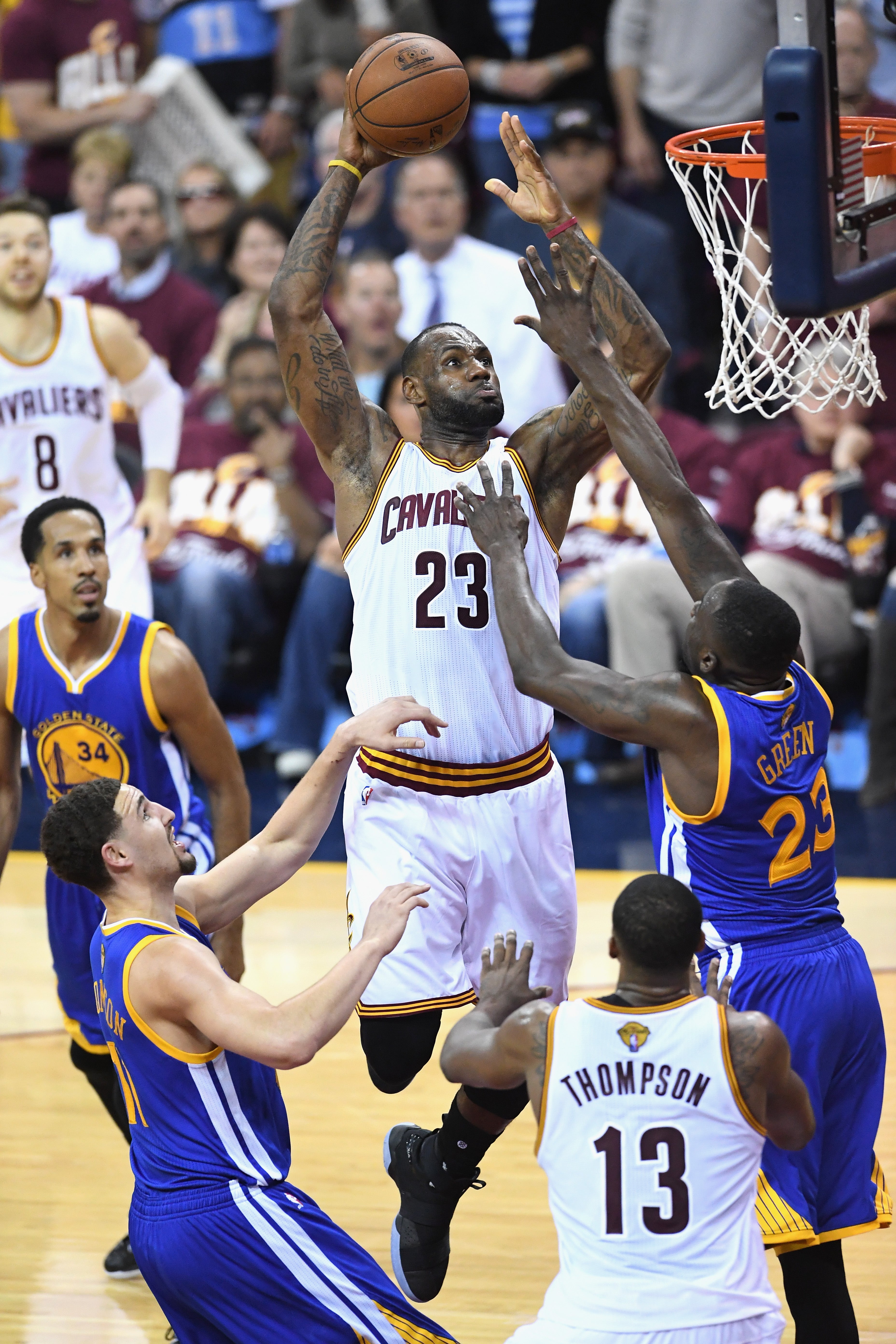 Los Cavaliers se agarran a la final con un gran Lebron James Los Cavaliers se agarran a la final con un gran Lebron James