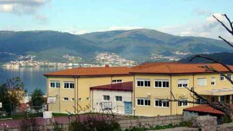 Vista do colexio de Pontevedra